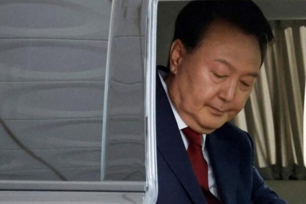 Ex-presidente da Coreia do Sul é condenado à prisão perpétua por insurreição