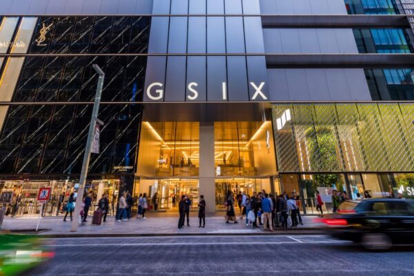😷 Mistério em Ginza: cheiro desconhecido deixa dezenas passando mal no coração de Tóquio😷