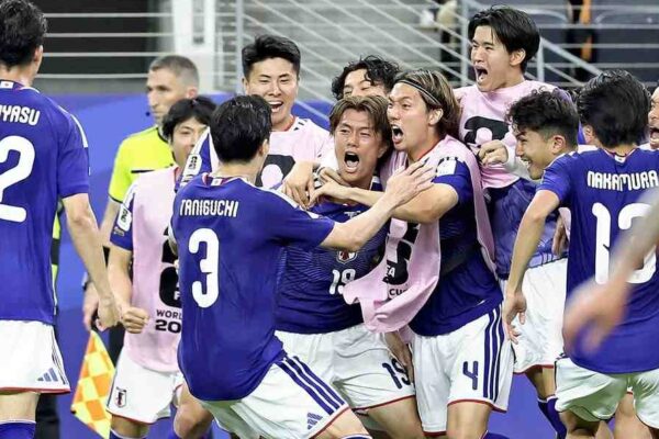 Japão arranca empate épico e dá aula ao mundo jogando contra a Holanda